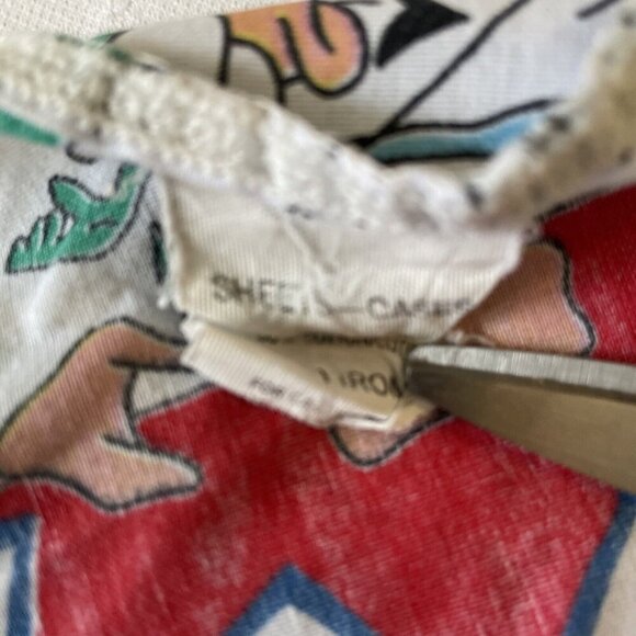 Vintage Tiny Toon Adventures 1990 Cartoon Twin Flat Sheet Cutter Fabric - Picture 13 of 13